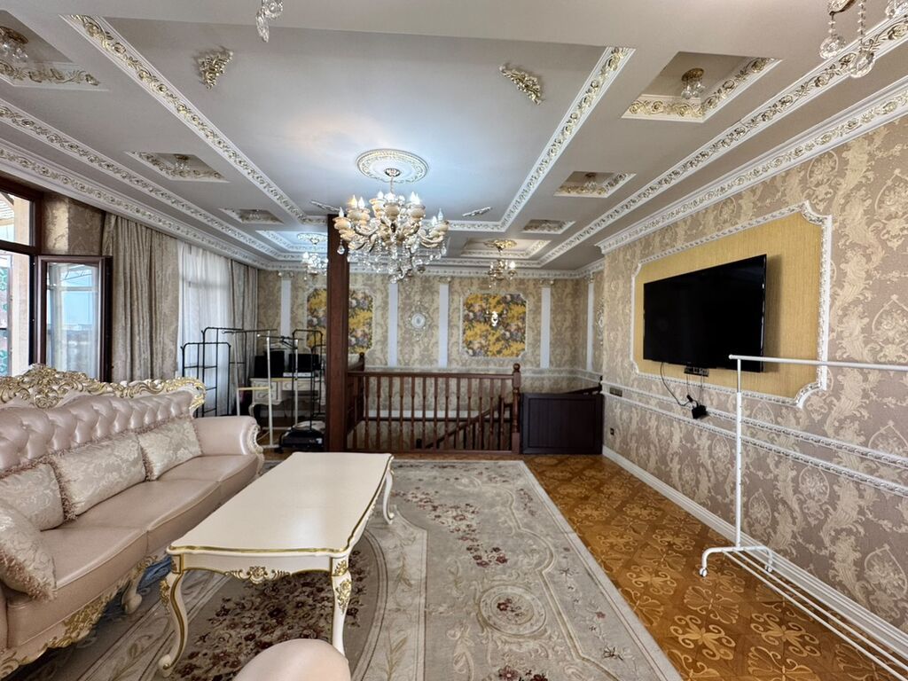 5 комнат, 360 м², Филармония Элитка, 10 этаж, Старый ремонт: фото 2