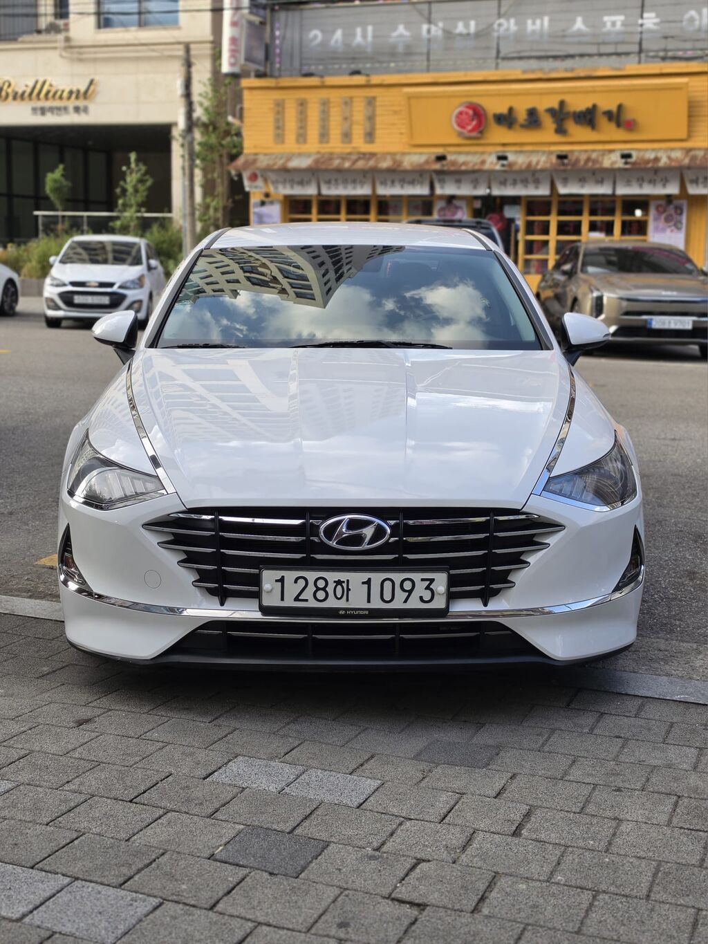 Hyundai Sonata: 2019 г., 2 л, Вариатор, Газ, Седан: фото 1