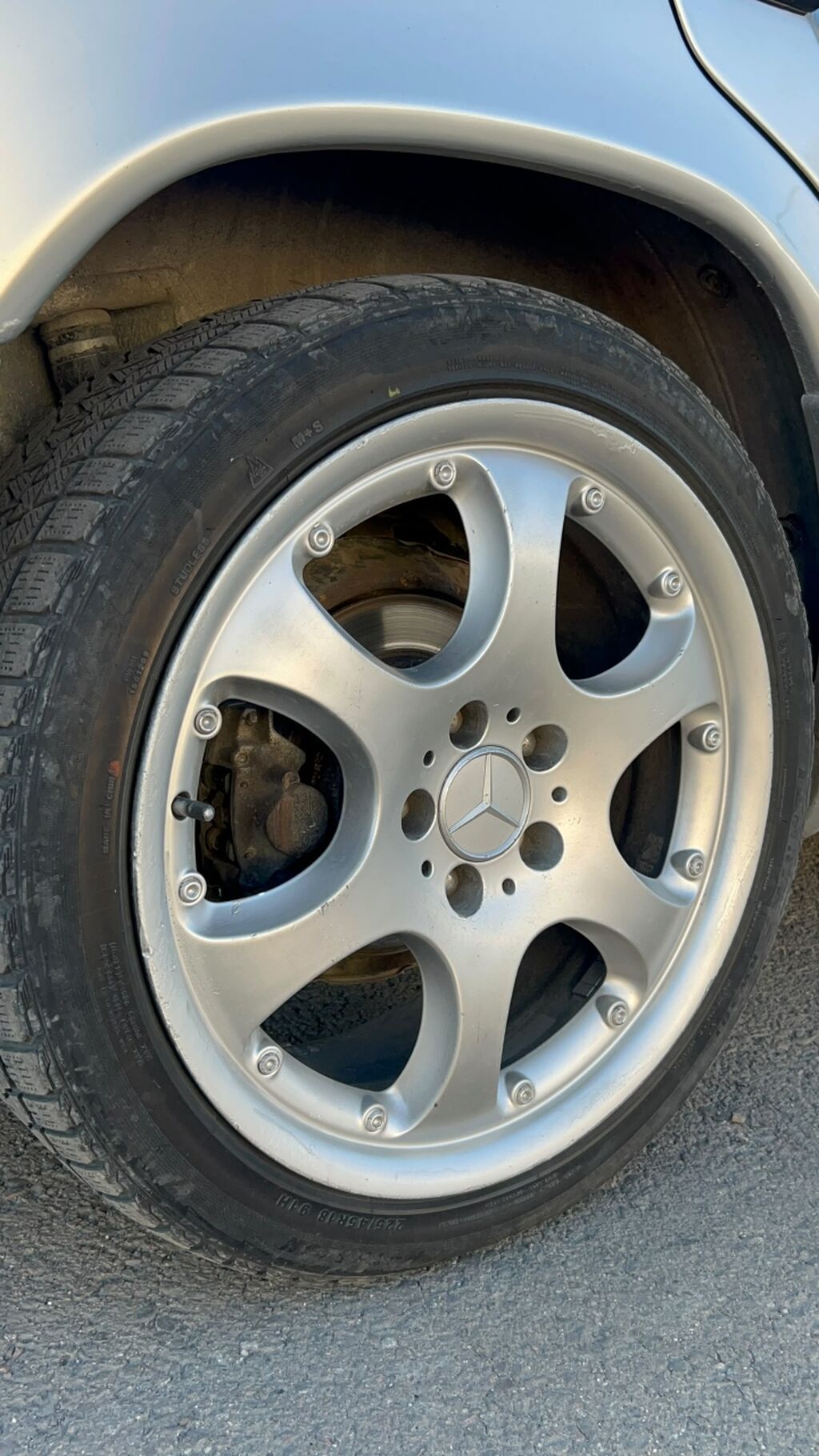 Колеса в сборе 225 / 45 / R 18, Зима, Б/у, Комплект, Легковые, Литые, отверстий - 5: фото 2