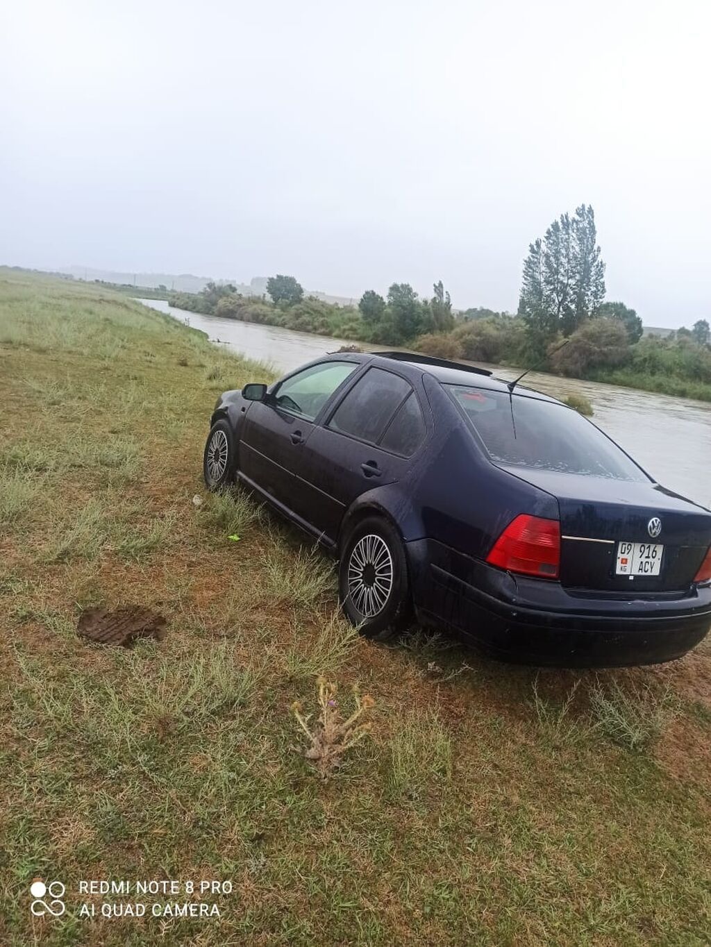 Volkswagen Bora: 2001 г., 1.6 л, Автомат, Бензин, Седан: фото 4