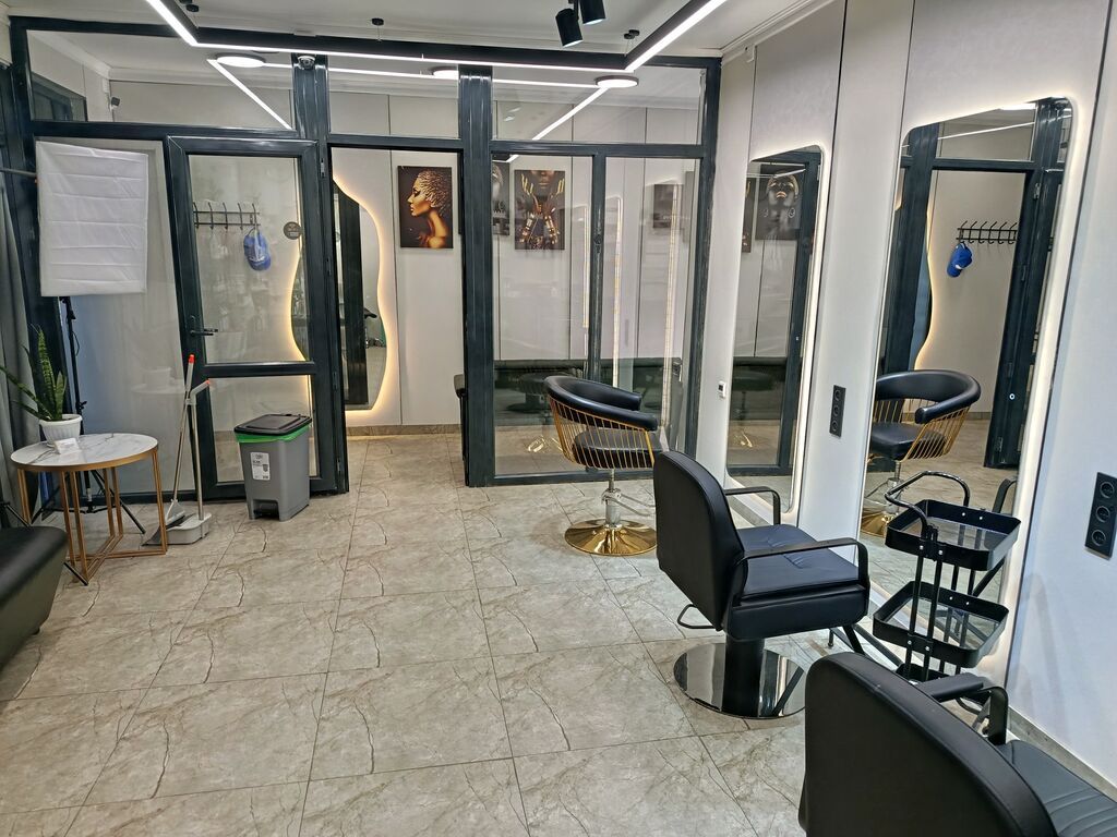 Продаю дом с готовым бизнесом центре города.1я линия по улице Тоголок: фото 5