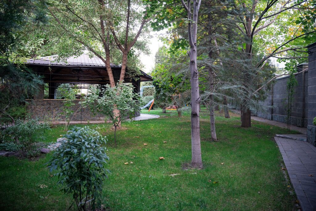 Продается дом или как участок под бизнес, строительство жк, есть: фото 4