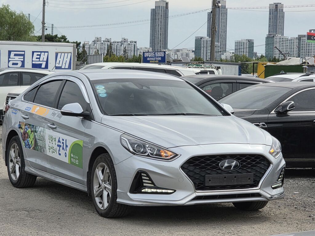 Hyundai Sonata: 2020 г., 2 л, Автомат, Газ, Седан: фото 2