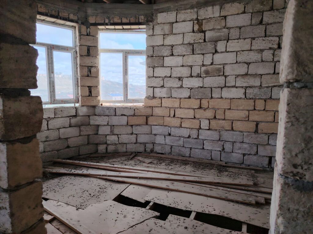 6 otaqlı, 200 kv. m, Kredit yoxdur, Orta təmir