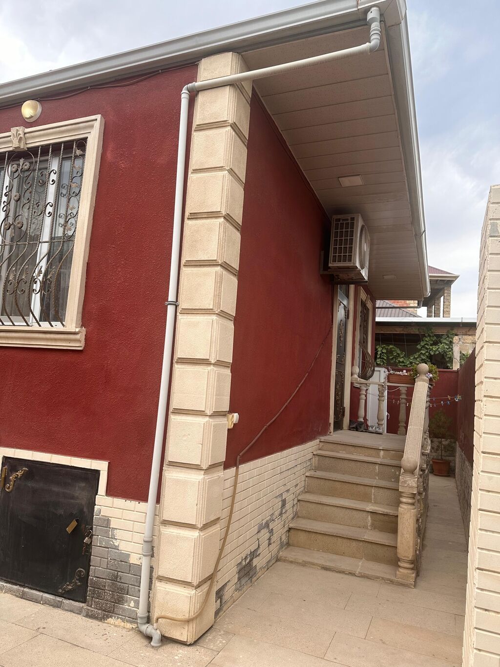 3 otaqlı, 100 kv. m, Yeni təmirli