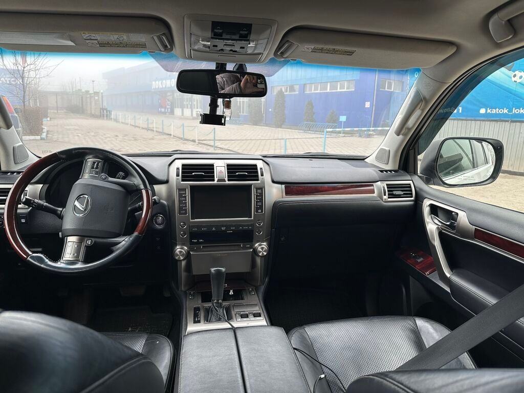 Lexus GX: 2010 г., 4.6 л, Автомат, Бензин, Внедорожник: фото 5