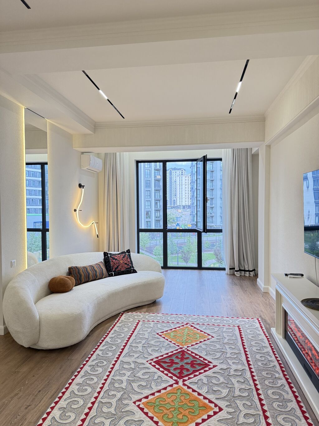 3 комнаты, 131 м², 4 этаж, Свежий ремонт: фото 5