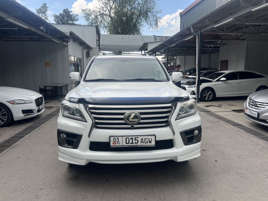 Lexus LX: 2013 г., 5.7 л, Автомат, Бензин, Внедорожник: фото 3