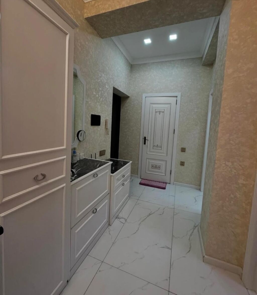 Bakıxanov qəs., 2 otaqlı, Yeni tikili, m. Neftçilər, 52 kv. m