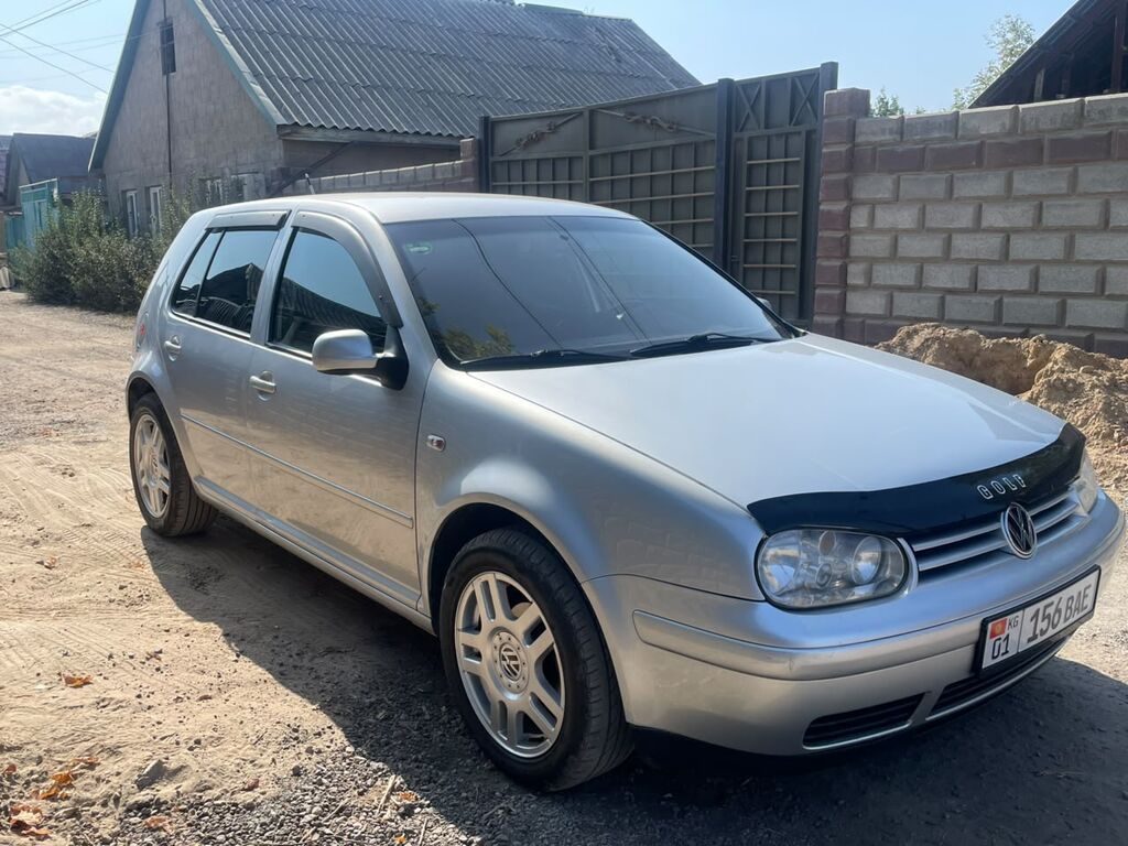 Volkswagen Golf: 2002 г., 1.6 л, Механика, Бензин, Хэтчбэк: фото 6