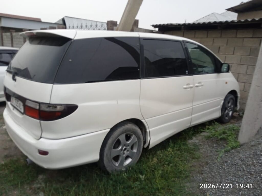Toyota Estima: 2003 г., 2.4 л, Автомат, Газ, Минивэн: фото 3