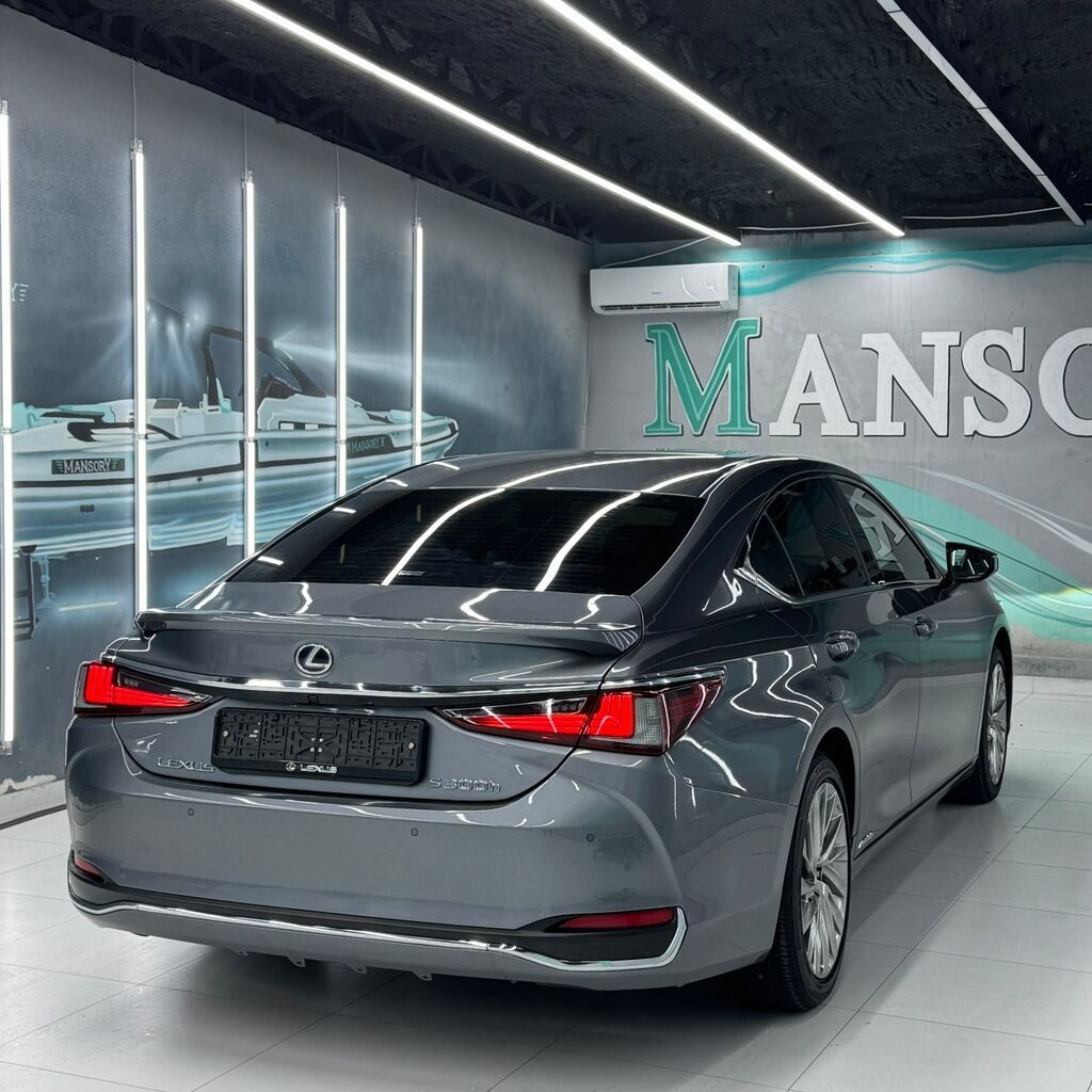 Lexus ES: 2020 г., Вариатор, Гибрид, Седан: фото 3