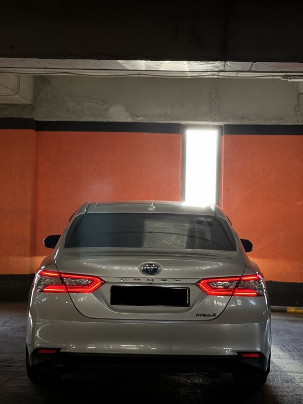 Toyota Camry: 2017 г., 2.5 л, Вариатор, Гибрид, Седан: фото 4