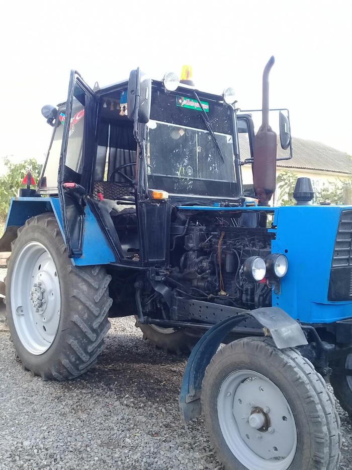 Kənd təsərrüfatı maşınları: Yumze traktor satlr fikri cidi olanlar zeng vura biler
- lalafo.az Cəlilabad şəhərində Yumze traktor satlr fikri cidi olanlar zeng vura biler