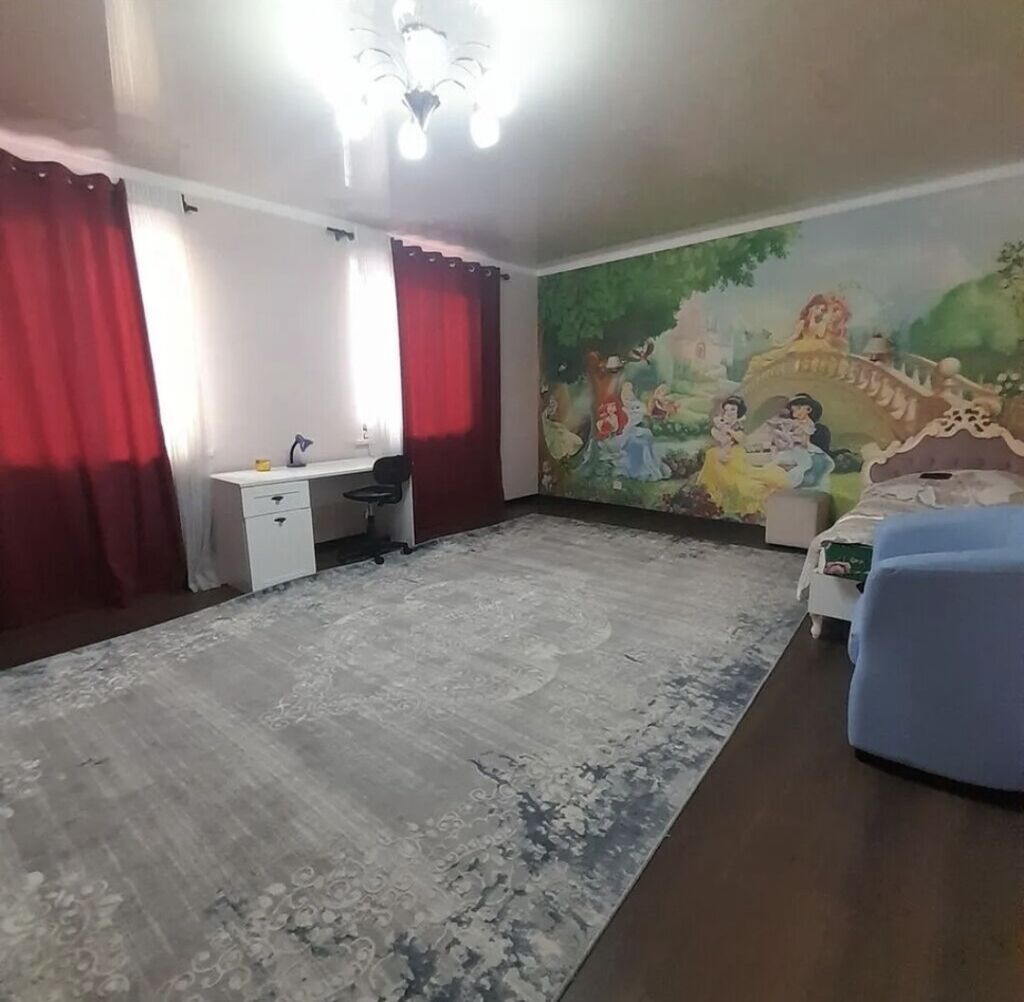 350 м², 5 комнат: фото 2