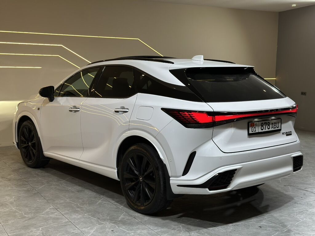 Lexus RX: 2023 г., 5 л, Автомат, Гибрид, Кроссовер: фото 4