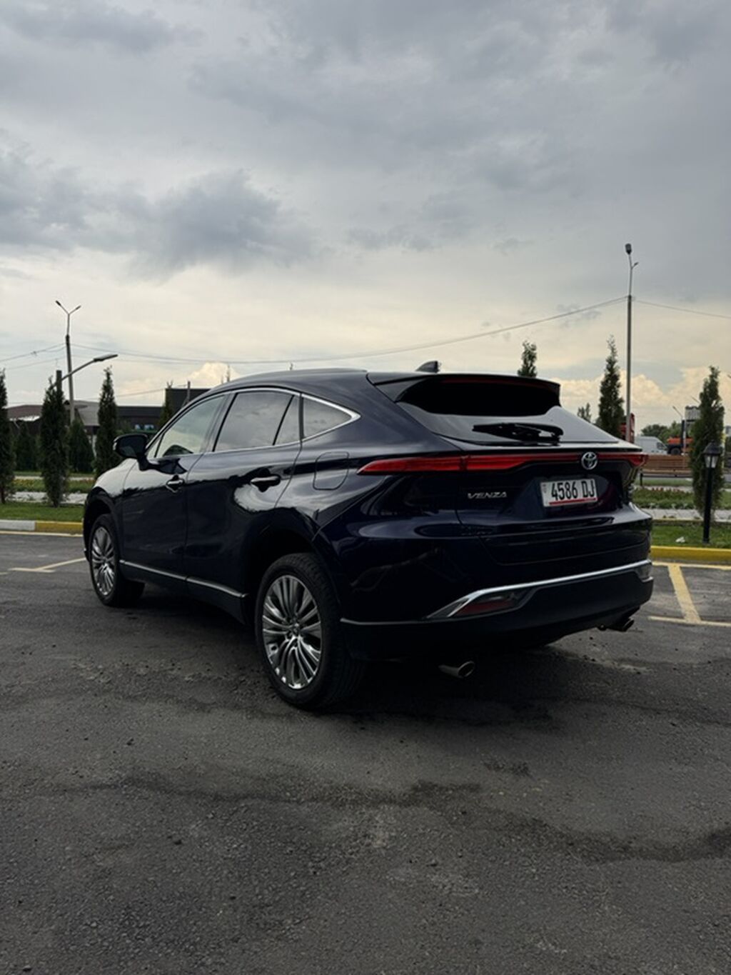 Toyota Venza: 2020 г., 2.5 л, Вариатор, Гибрид, Кроссовер: фото 6