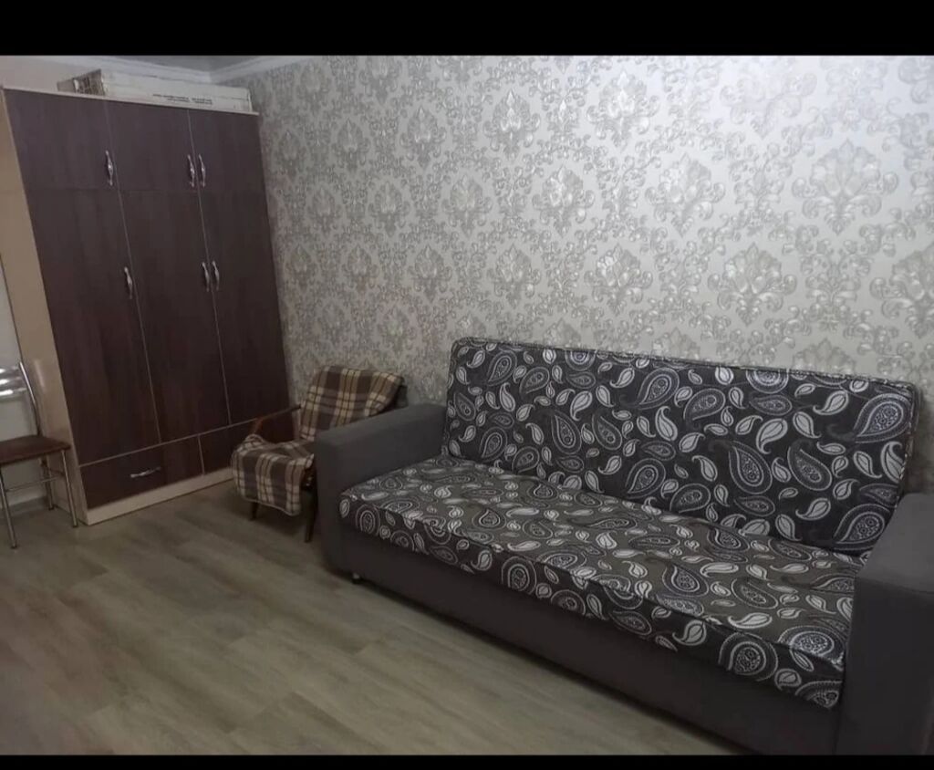 Сдаю 1ком 6мкр,этаж 2/4 Всё есть,мебель,техника Большая лоджия Сдаём: фото 2