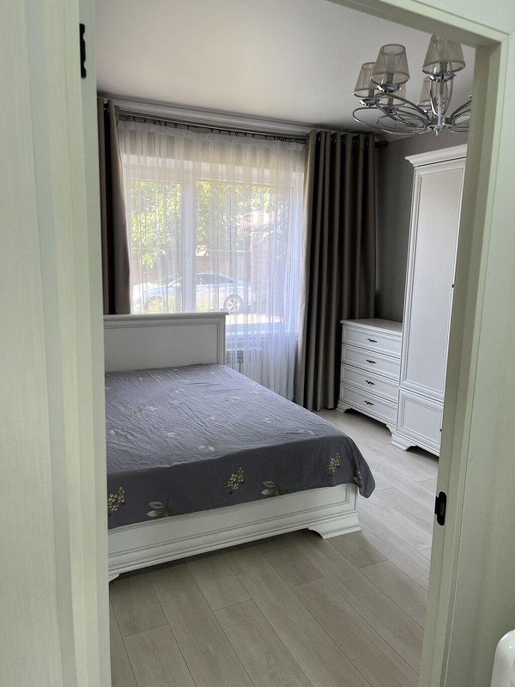 2 комнаты, 53 м², Индивидуалка, 1 этаж, Дизайнерский ремонт: фото 2
