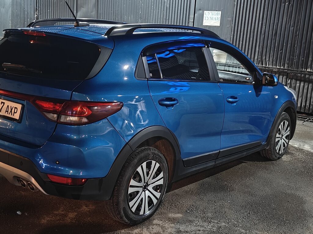 Kia Rio X-Line: 2020 г., 1.4 л, Автомат, Бензин, Хэтчбэк: фото 4