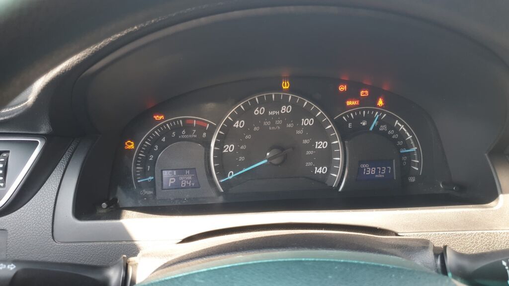 Toyota Camry: 2015 г., Автомат, Бензин, Седан — фото 4