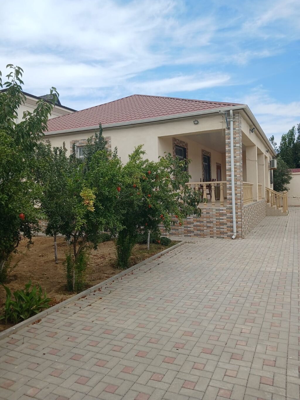 190 kv. m, 4 otaqlı, İşıq