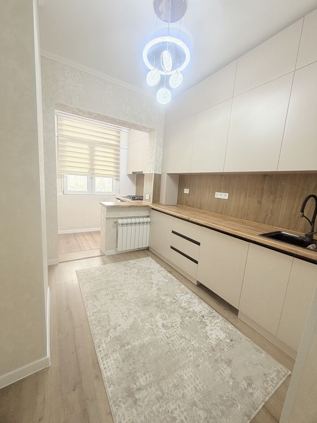 3 комнаты, 74 м², 5 мкр 106 серия, 9 этаж, Дизайнерский ремонт: фото 2