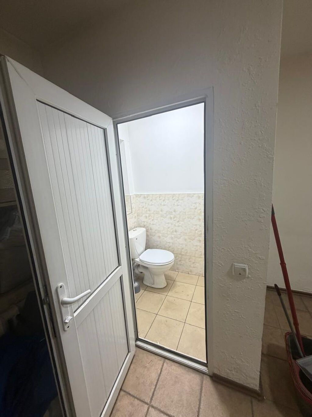 60 м², 3 комнаты, ул. Баялинова / Орозбекова, Без животных: фото 3