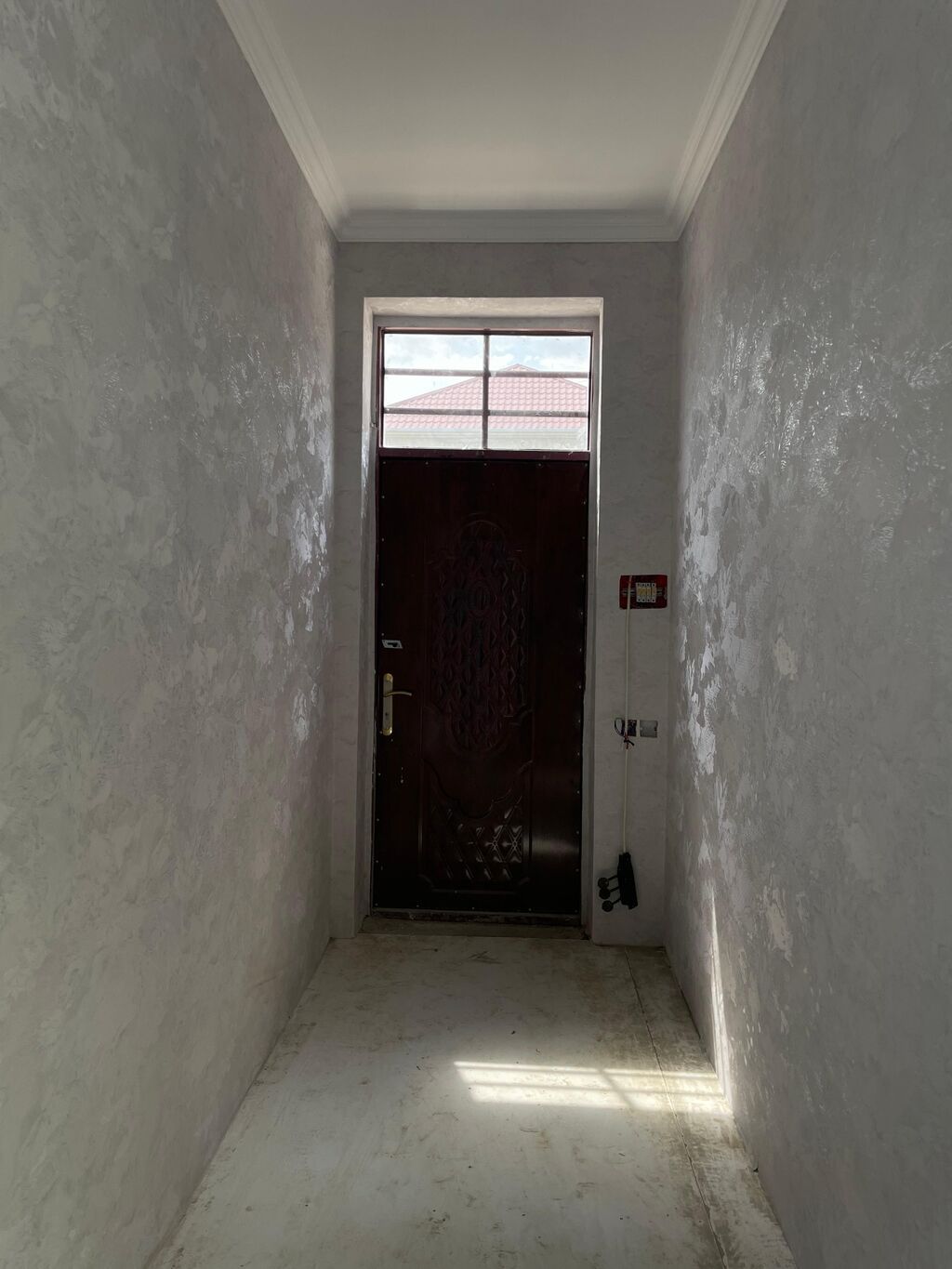 Hökməli 2 otaqlı, 81 kv. m, Yeni təmirli