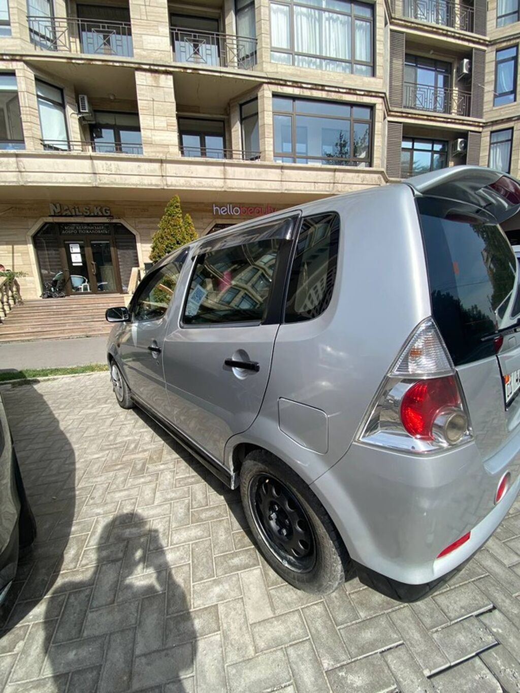Daihatsu YRV: 2003 г., 1.3 л, Автомат, Бензин, Хэтчбэк: фото 3