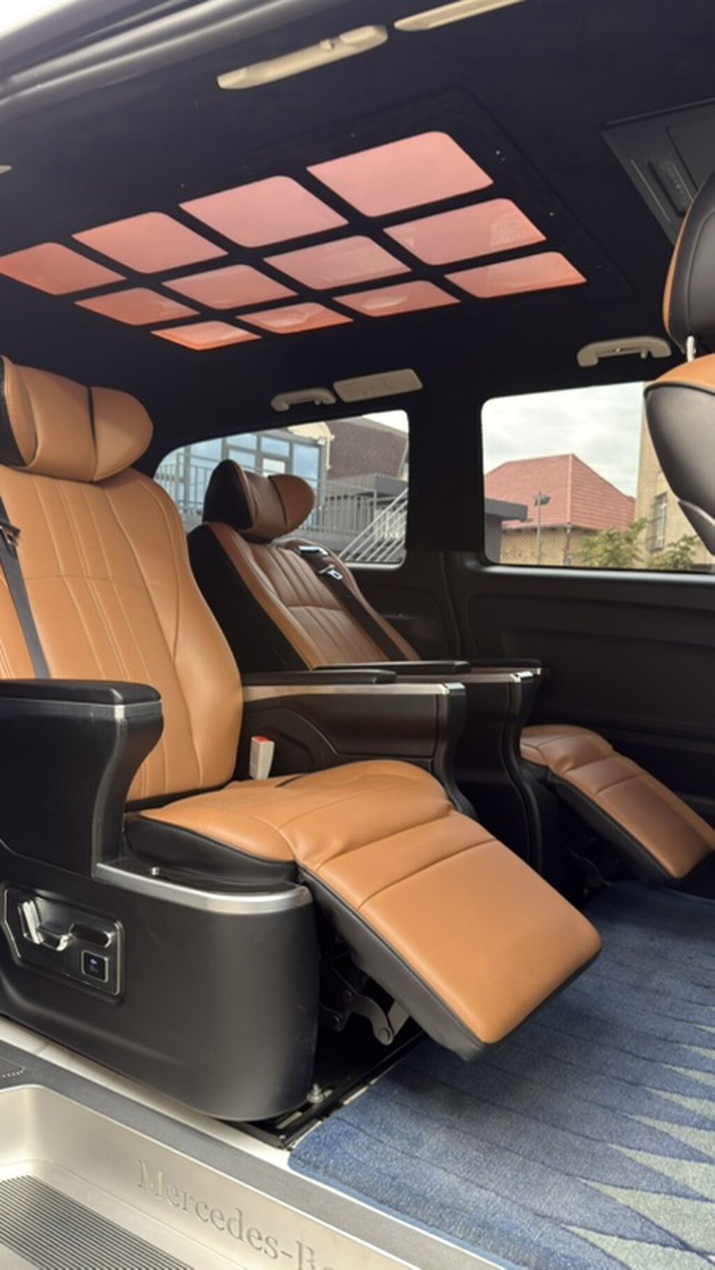 Mercedes-Benz Vito: 2022 г., 2 л, Автомат, Бензин, Минивэн: фото 5