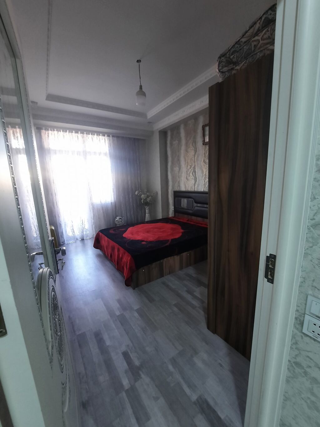2 otaqlı, Yeni tikili, m. 20 Yanvar, 55 kv. m