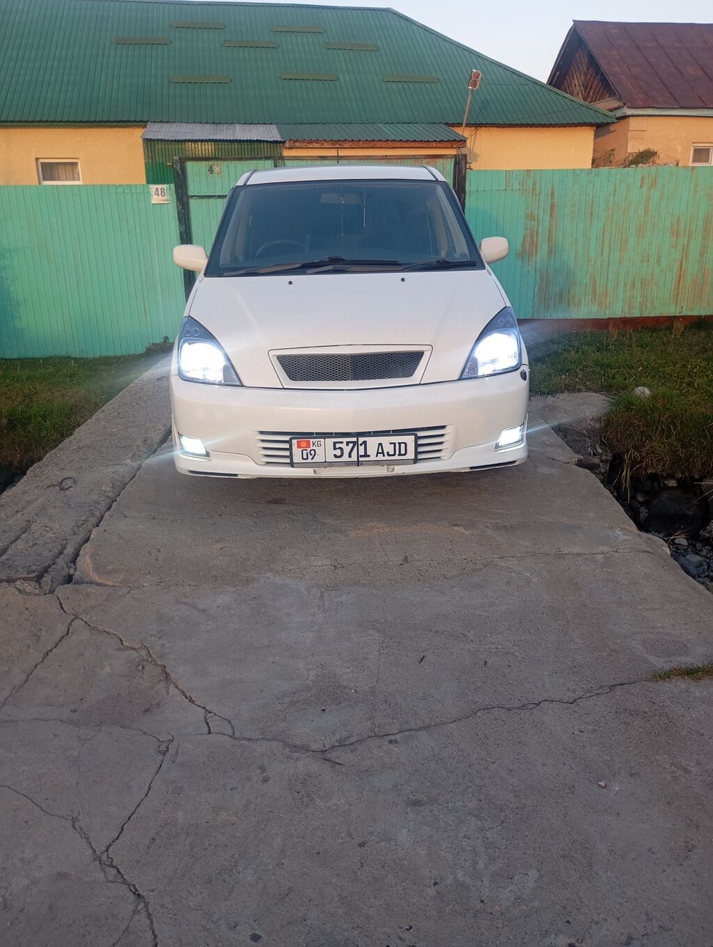 Toyota Opa: 2004 г., 1.8 л, Автомат, Бензин, Хэтчбэк: фото 2