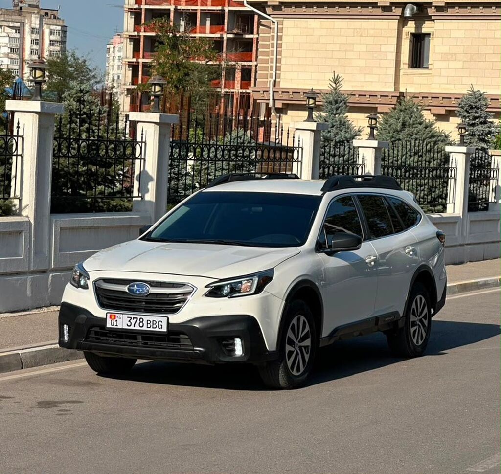 Subaru Outback: 2021 г., 2.5 л, Вариатор, Бензин, Универсал: фото 2