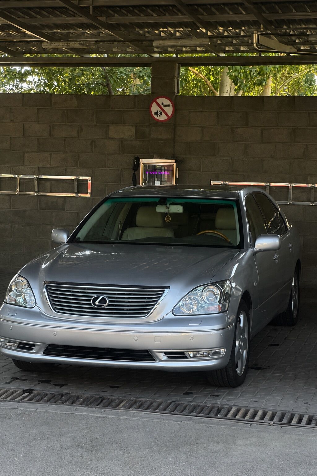 Lexus LS: 2005 г., 4.3 л, Автомат, Бензин, Седан: фото 4