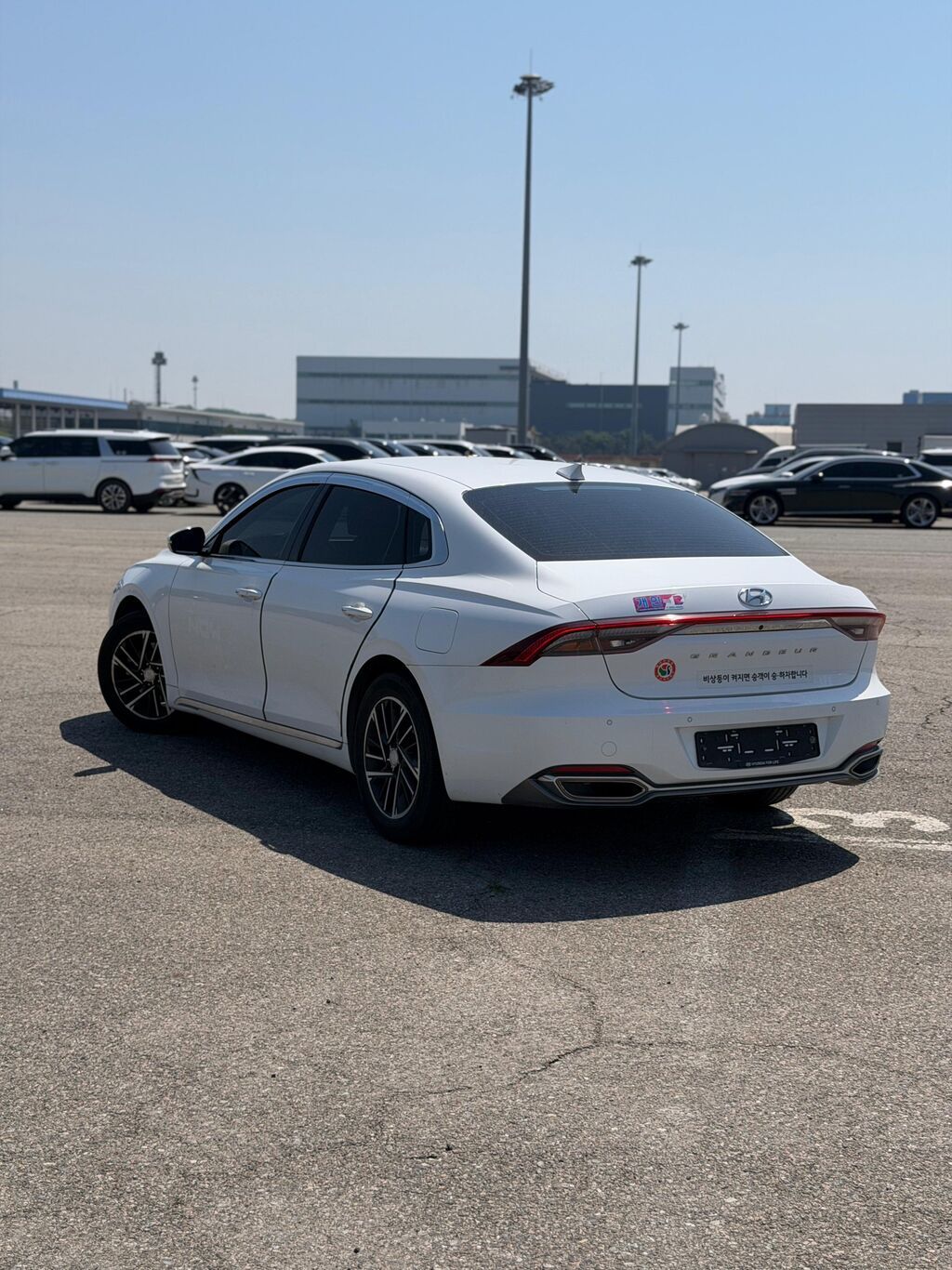 Hyundai Grandeur: 2021 г., 3 л, Газ, Седан: фото 3