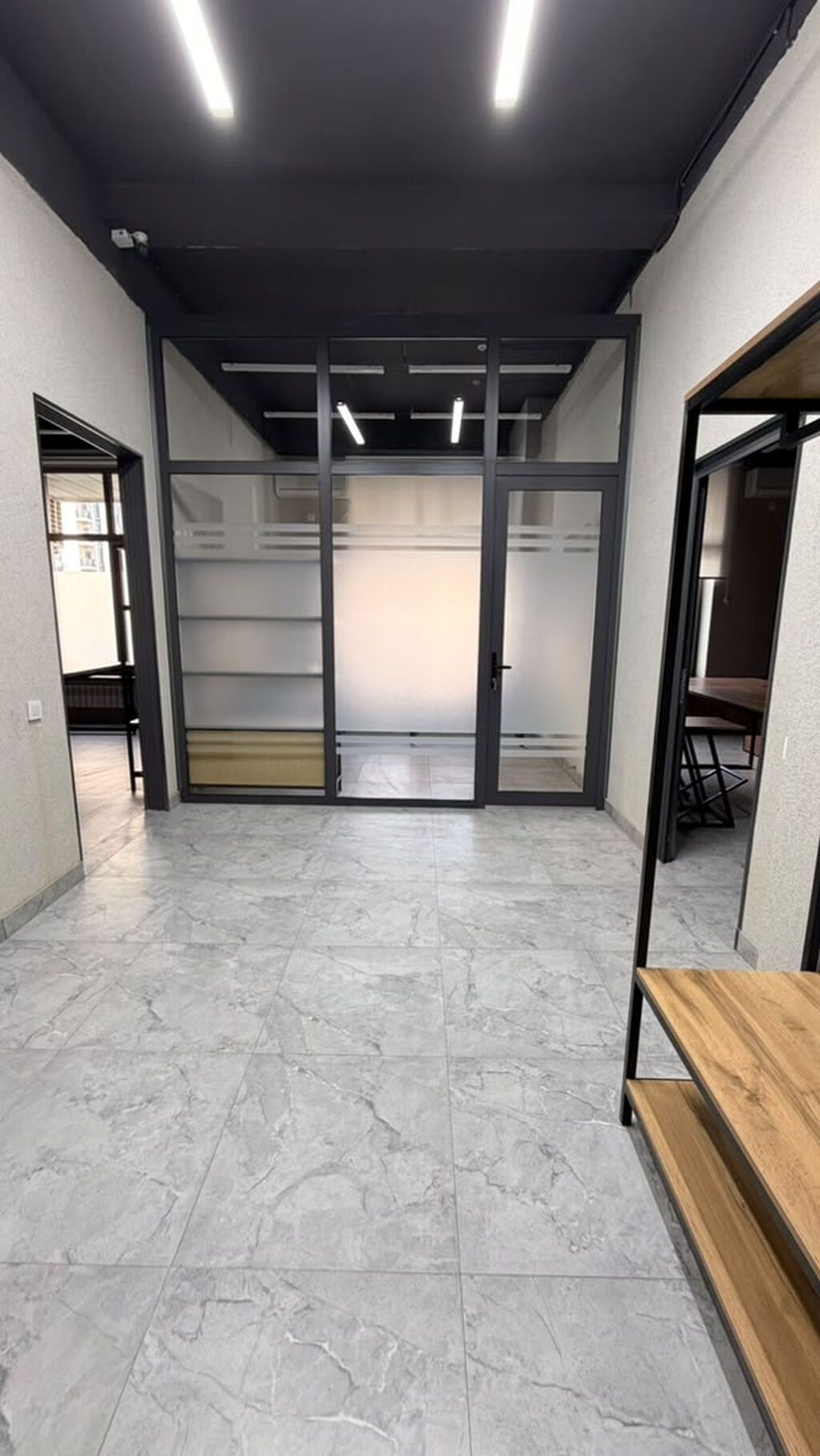 🏢 ПРОДАЁТСЯ ОФИС 120 м² В ЖК «БОТСАД» 📍 Пересечение ул. 7 Апреля и
