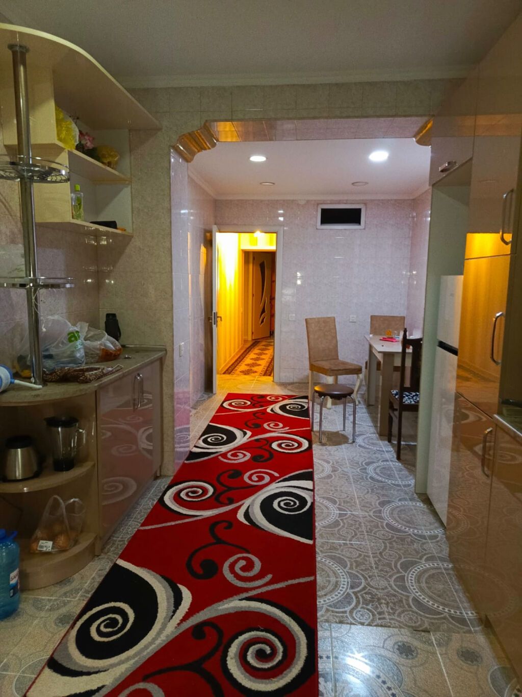 Bakı, Yasamal, 3 otaqlı, Köhnə tikili, m. Elmlər Akademiyası, 110 kv. m