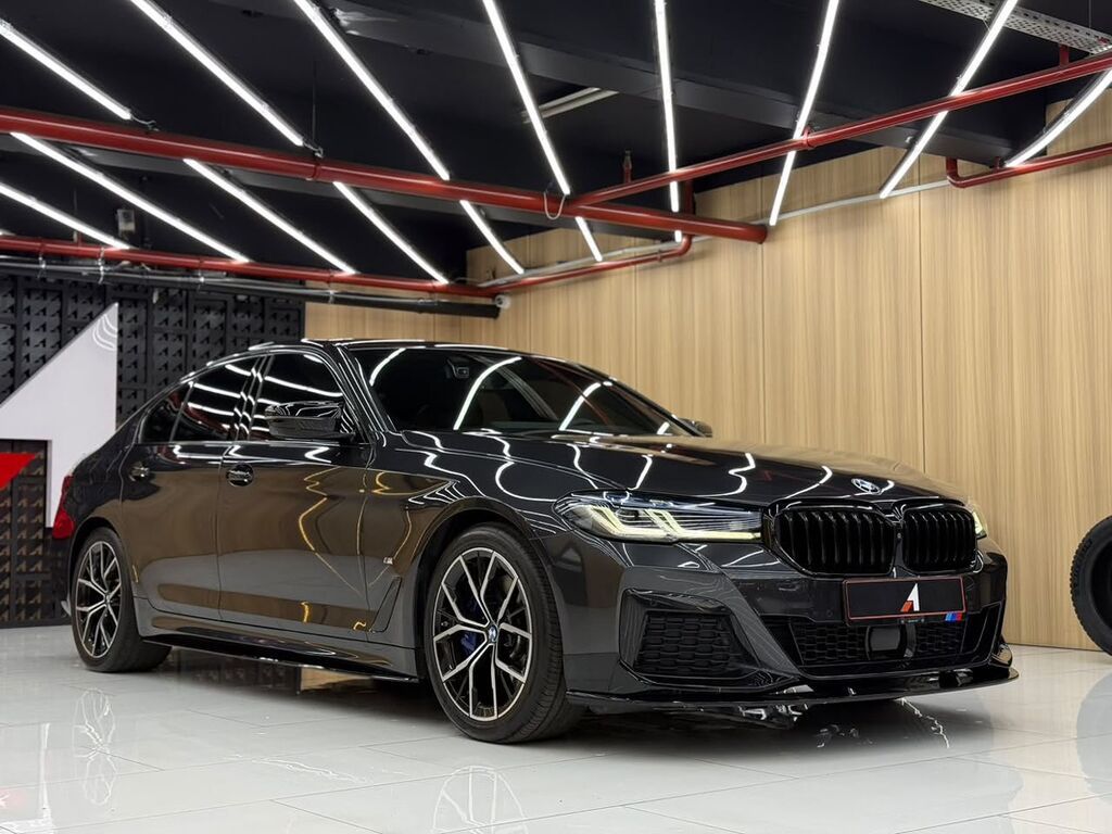 BMW 530: 2022 г., 2 л, Автомат, Бензин, Седан: фото 2