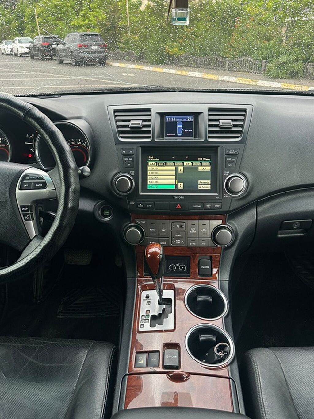 Toyota Highlander: 2012 г., 3.5 л, Автомат, Бензин, Кроссовер: фото 3