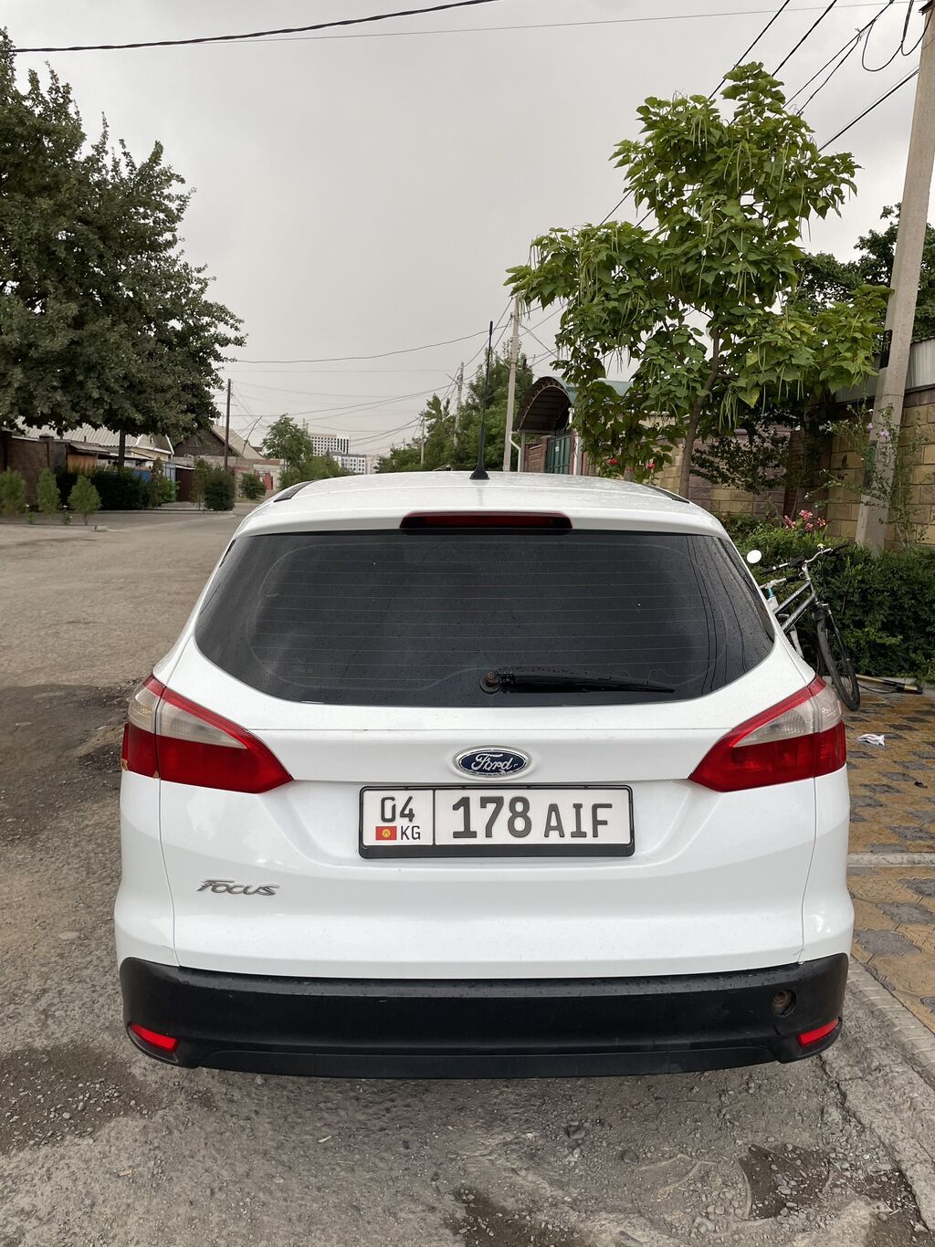 Ford Focus: 2012 г., 1.6 л, Механика, Бензин, Универсал: фото 5