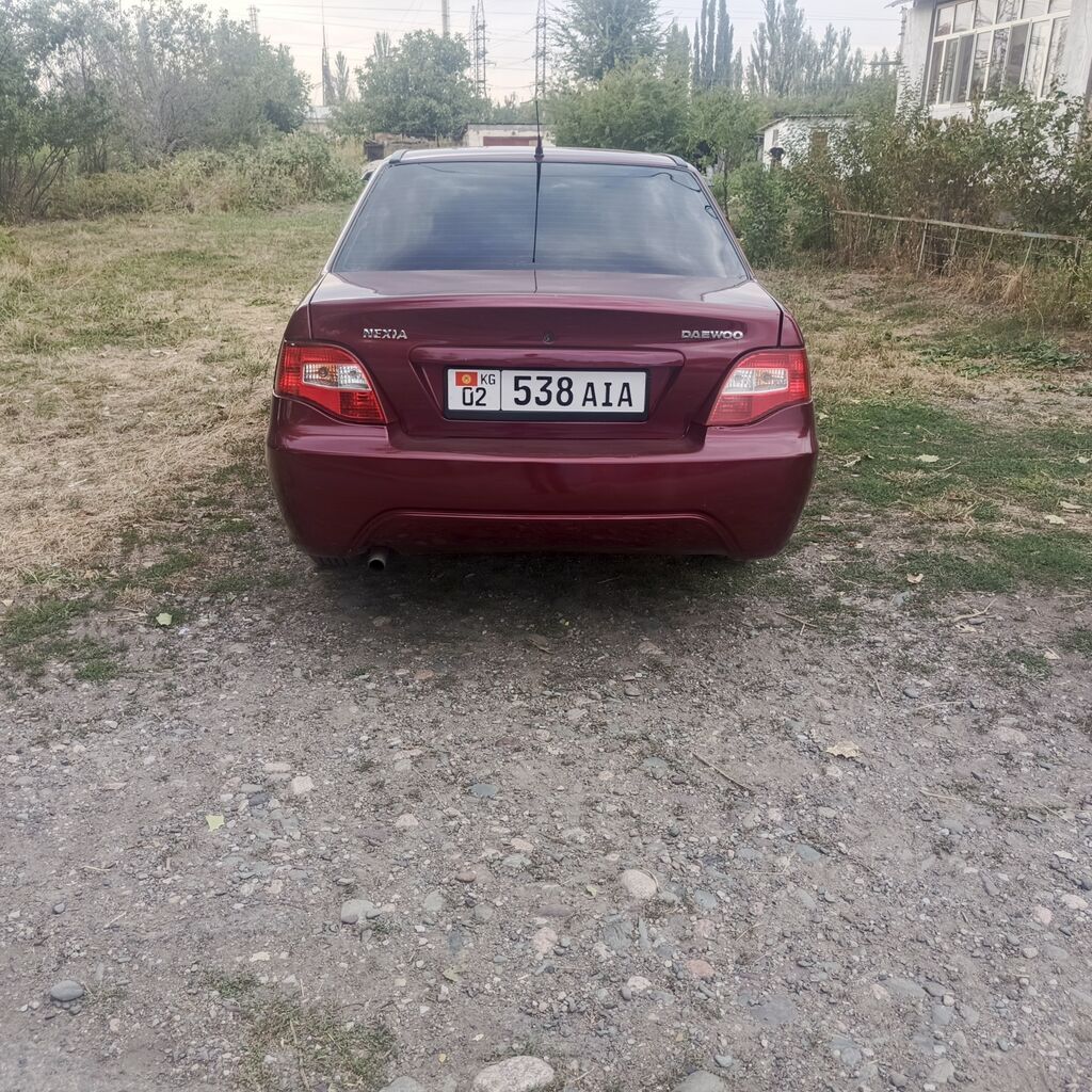 Daewoo Nexia: 2008 г., 1.6 л, Механика, Бензин, Седан: фото 7