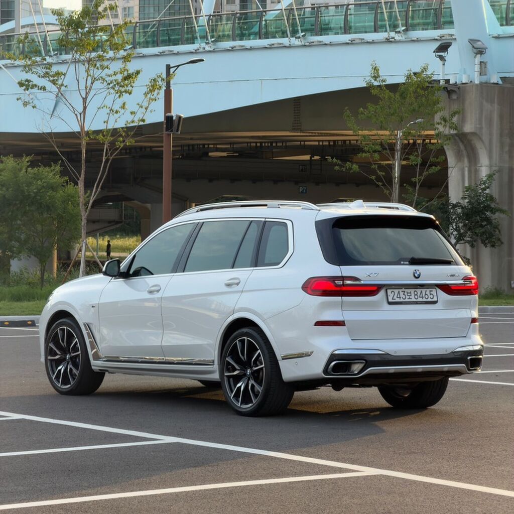 BMW X7: 2021 г., 3 л, Типтроник, Бензин, Кроссовер: фото 2