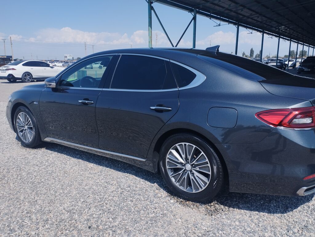 Hyundai Grandeur: 2019 г., 2.4 л, Автомат, Гибрид, Седан: фото 4