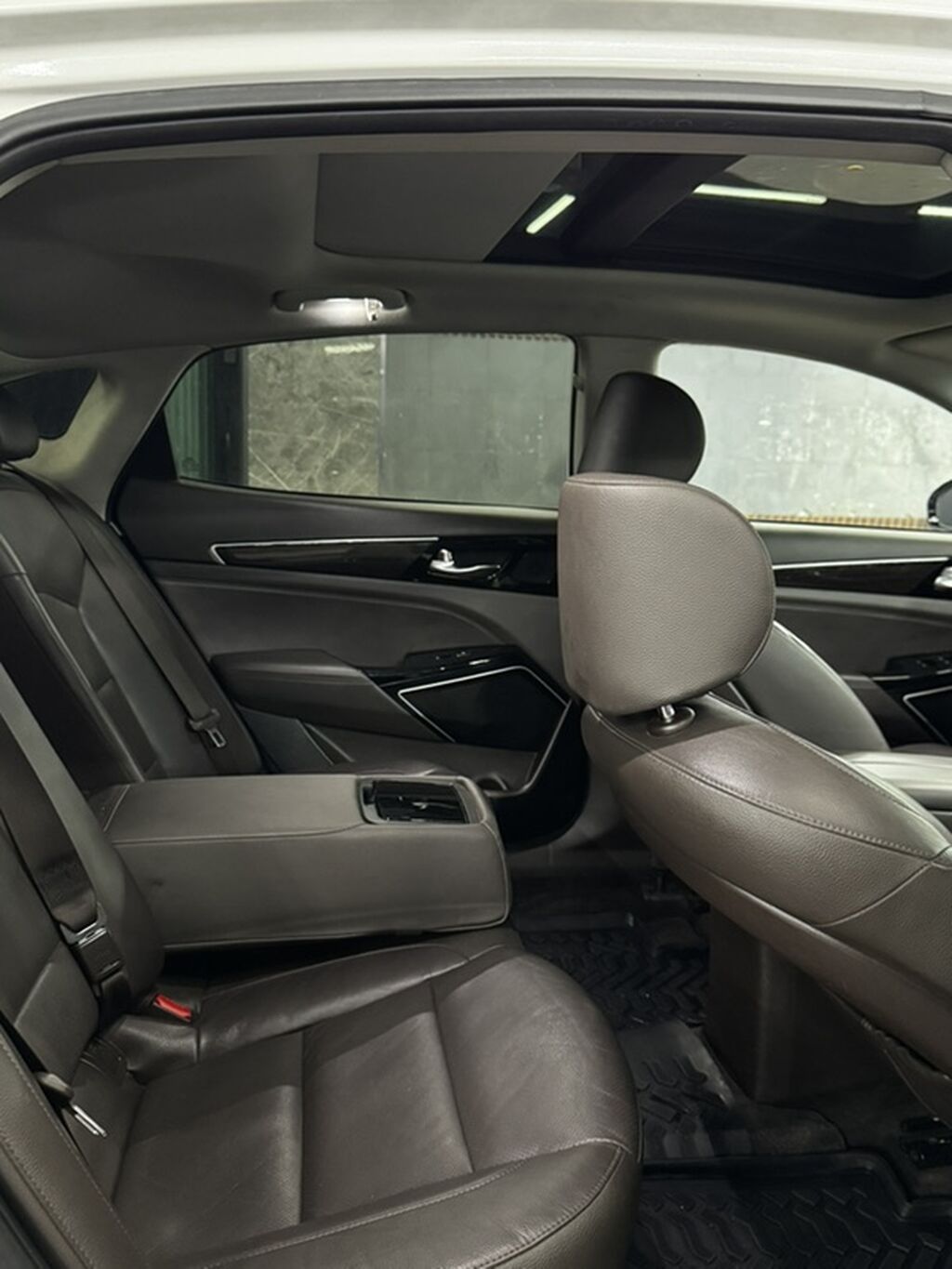 Kia K7: 2017 г., 2.4 л, Автомат, Гибрид, Седан: фото 5
