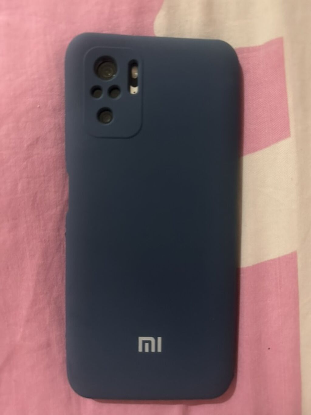 Смартфон Xiaomi (серия Redmi) с чехлом Основные особенности: - Экран: фото 2