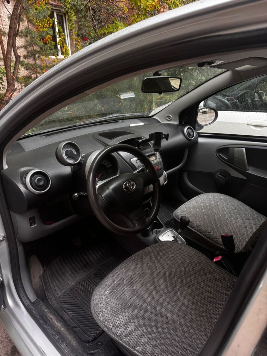 Toyota Aygo: 2007 г., 0.9 л, Робот, Бензин, Хэтчбэк: фото 5