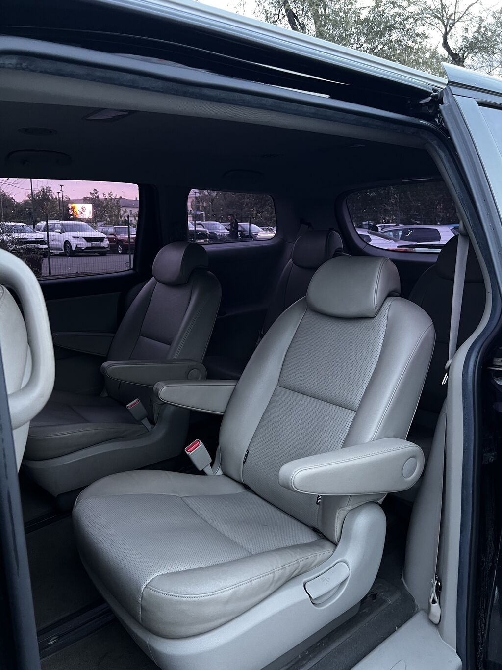 Kia Carnival: 2020 г., 2.2 л, Автомат, Дизель, Минивэн: фото 7