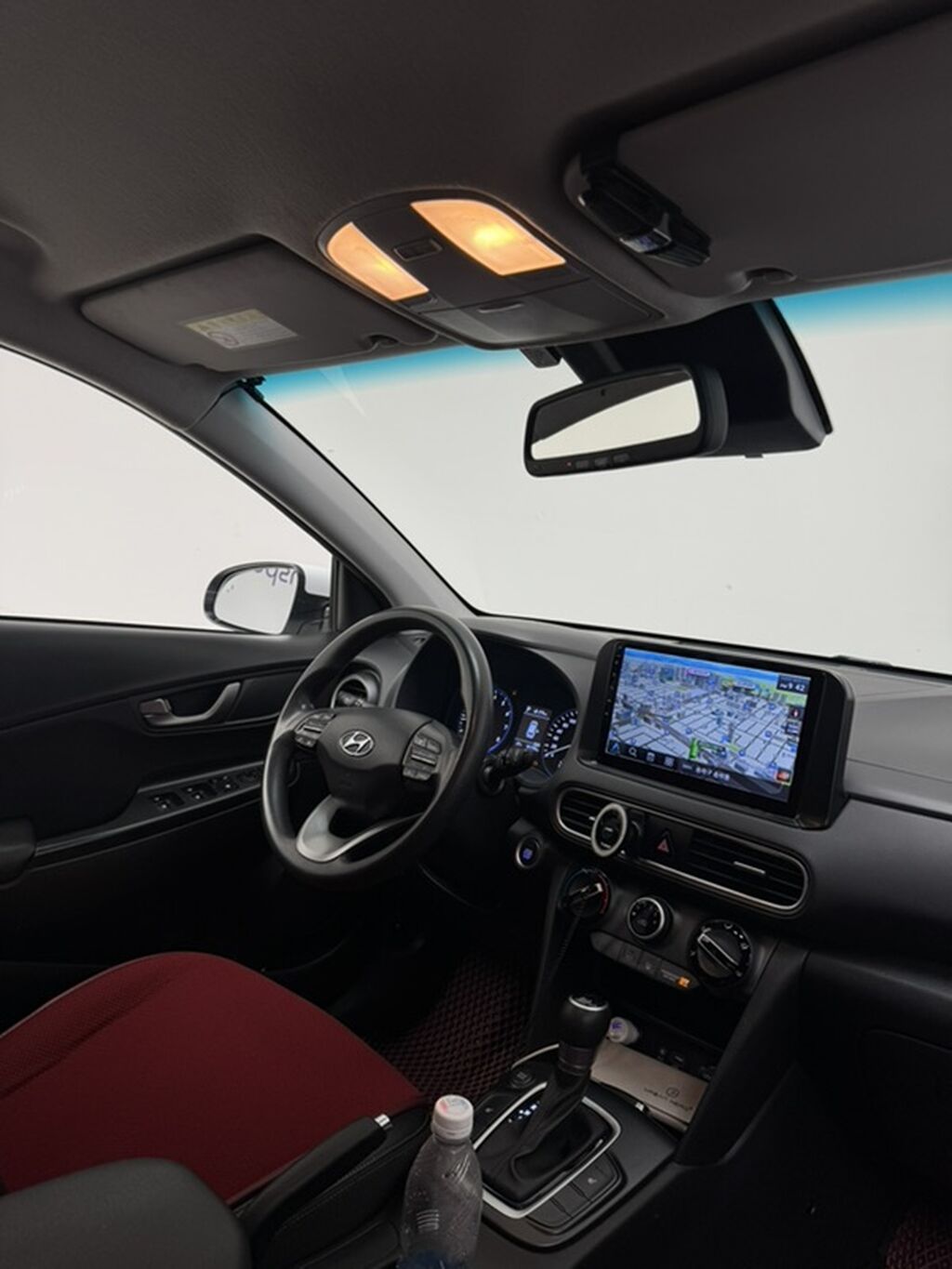 Hyundai Kona: 2018 г., 1.6 л, Автомат, Бензин, Кроссовер: фото 7