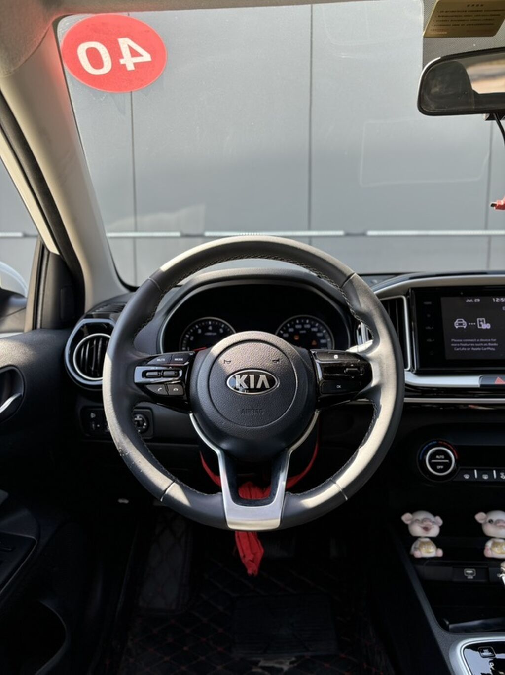 Kia Stonic: 2019 г., 1.4 л, Автомат, Бензин, Кроссовер: фото 8